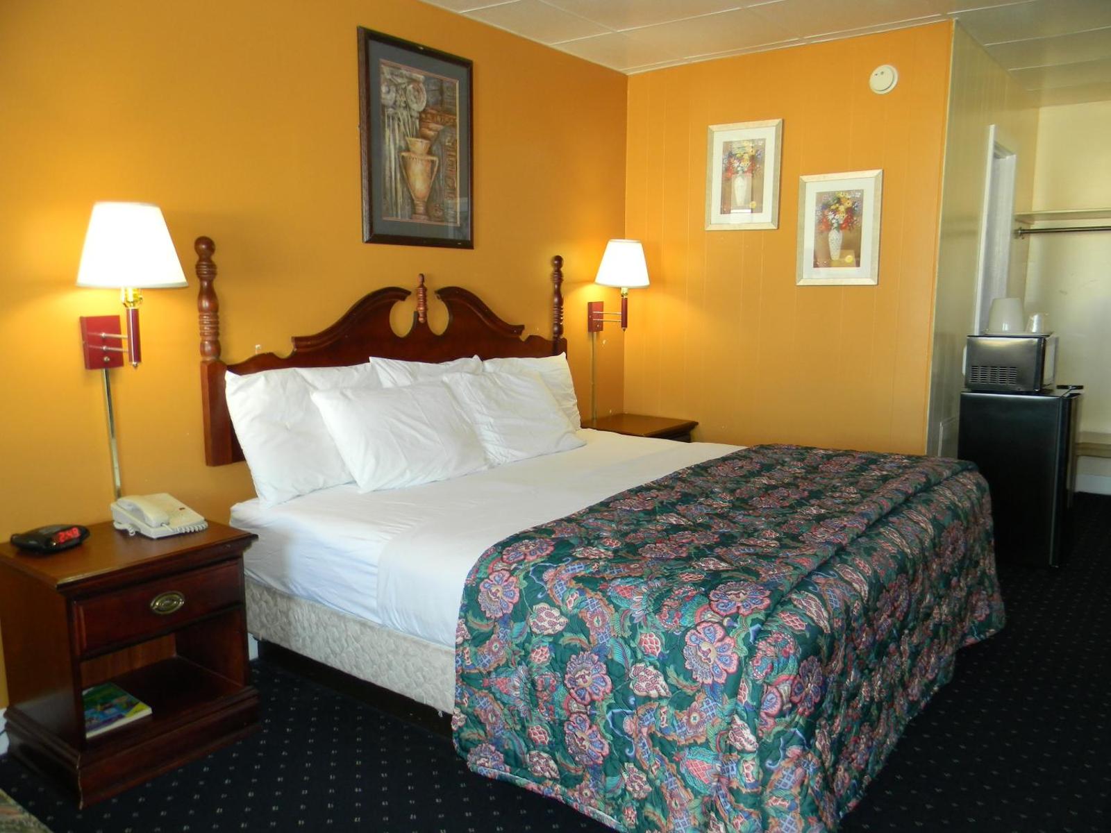 King Room - Non-Smoking